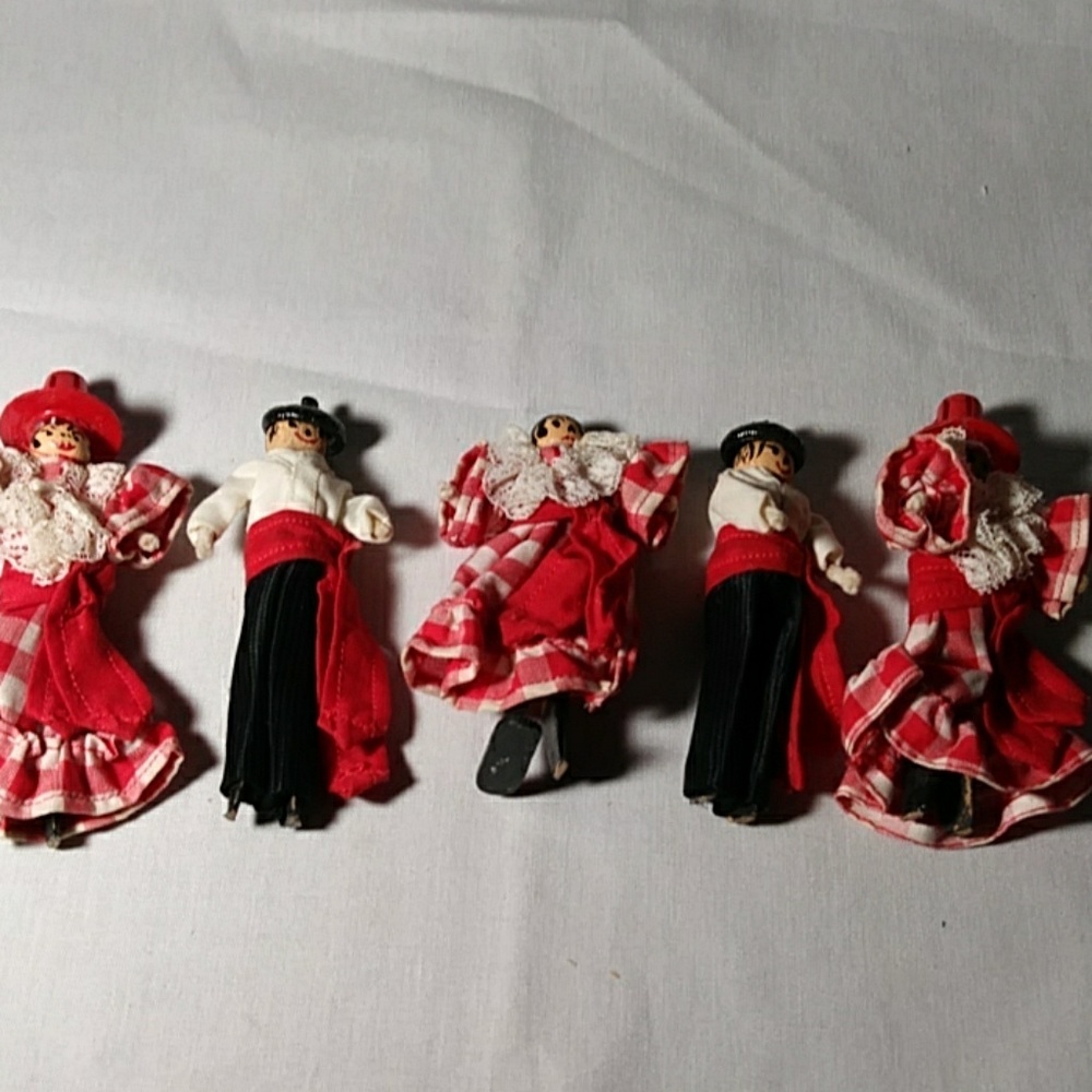 Antique  Square Dance Clothes Pin Dolls